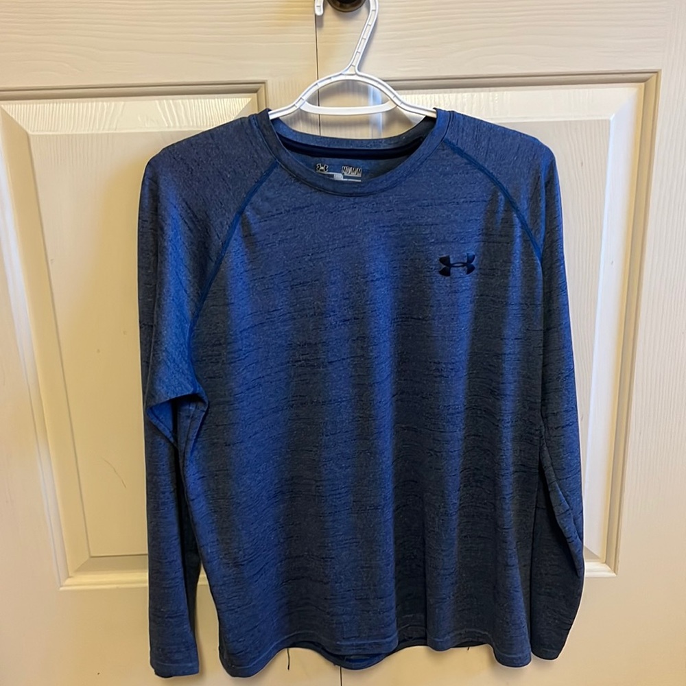 Under Armour Tshirt